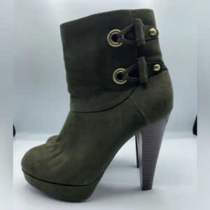 Limelight Shoes | Lime Light Dark Green Booties | Color: Green | Size: 6 GUC